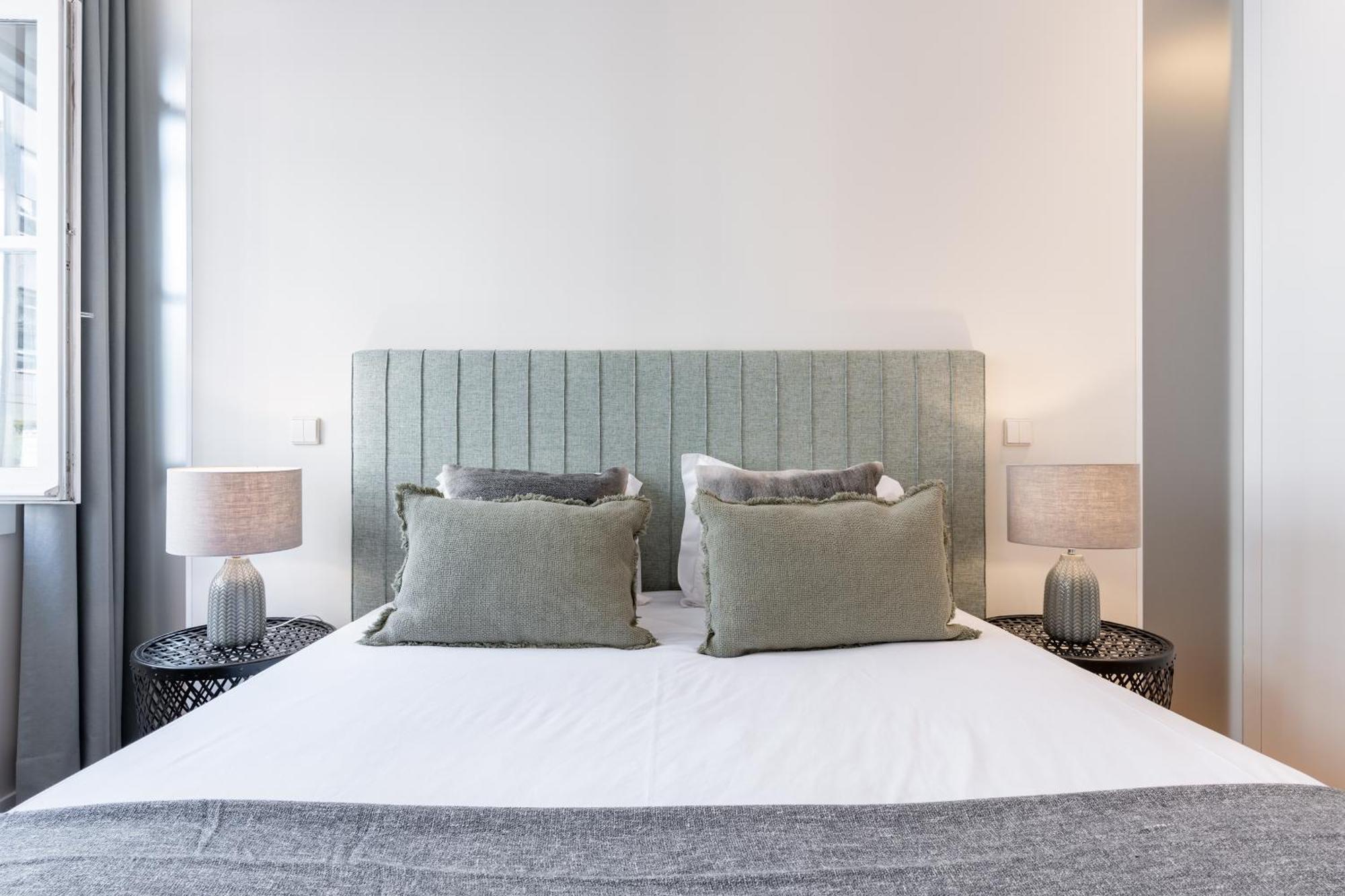 Viva 4 Suites Batalha Residence & Size Flats Batalha 波尔图 外观 照片